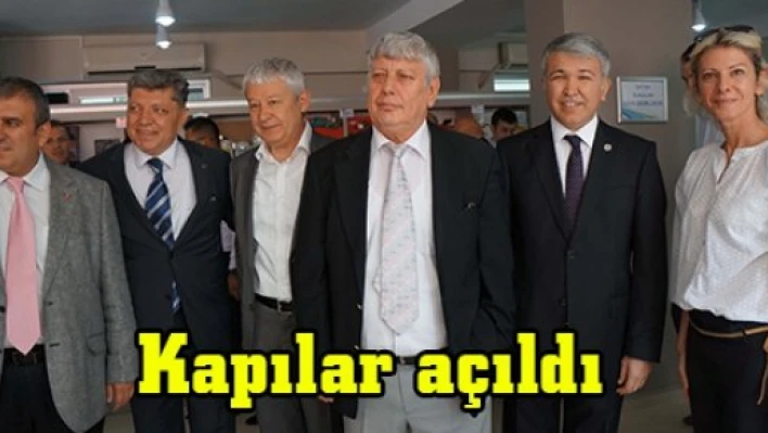 Kapılar açıldı