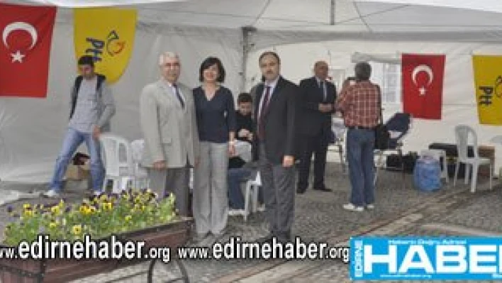GURBETÇİ AİLE, TRAFİK KAZASINI UCUZ ATLATTI