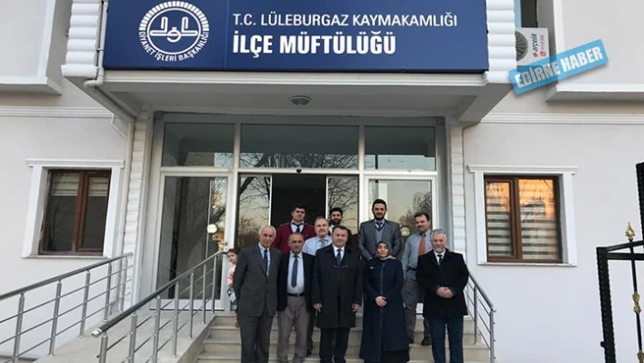 Müftülük binasını gezdi