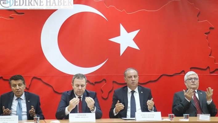 Türkiye Mehmetçik için tek yürek oldu