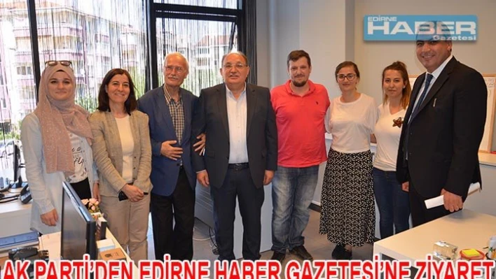 'Televizyonlara çıkıp bol keseden atmak kolay.'
