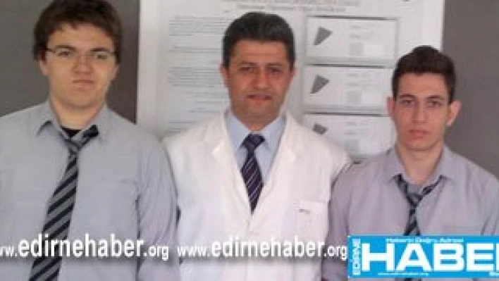 Saraçhane köprüsü çöktü