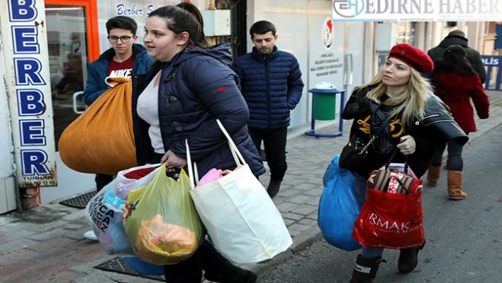 Bir tır yardım malzemesi gönderildi