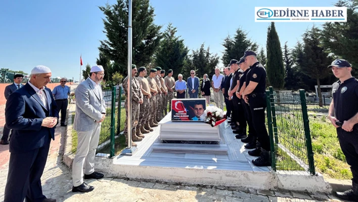 15 Temmuz Demokrasi ve Milli Birlik Günü dolayısıyla şehit kabirleri ziyaret edildi