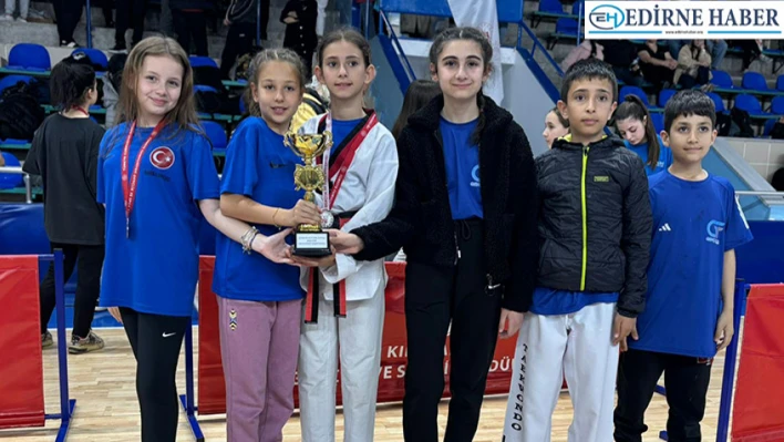 19 Mayıs kapsamında taekwondo turnuvası yapıldı