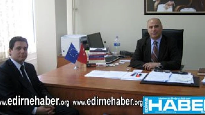 Konferansa katıldı