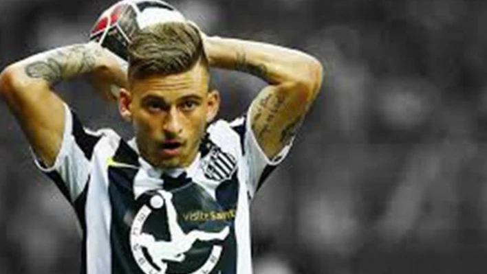 Persie İngiltere'ye Vergi Yüzünden Gitmiyor