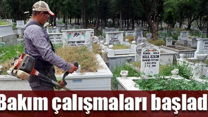 Mezarlıklar temizleniyor