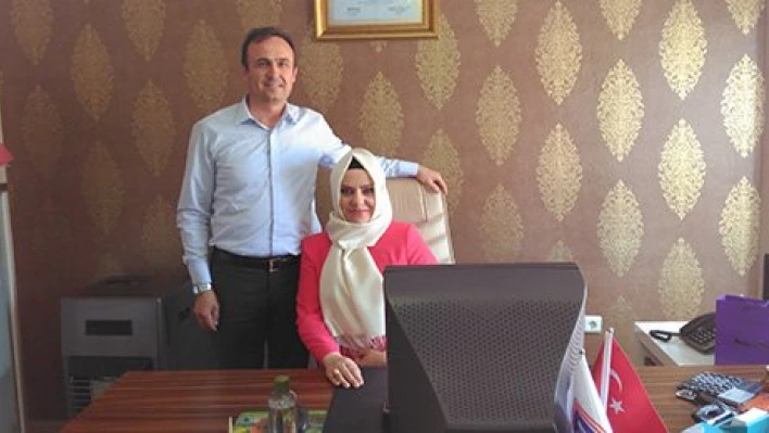 Kendi bürosunu açtı