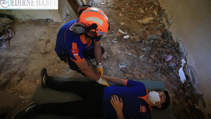 'Vaka simülasyonu' ile kurtarma tatbikatı yapıldı