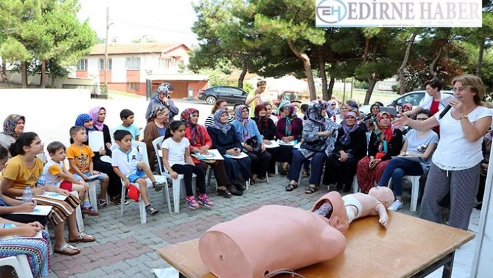 Kadınlara ilk yardım eğitimi