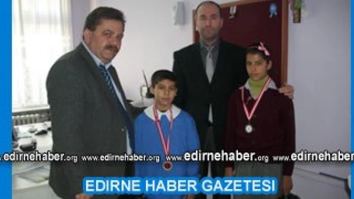Başarı ödüllendirildi