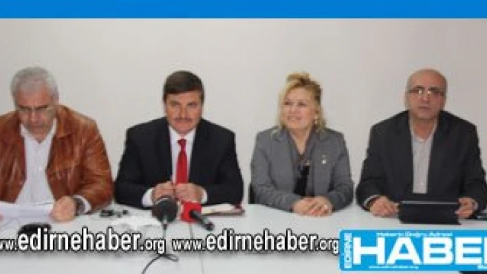 Muhtarların sorunlarını dinledi