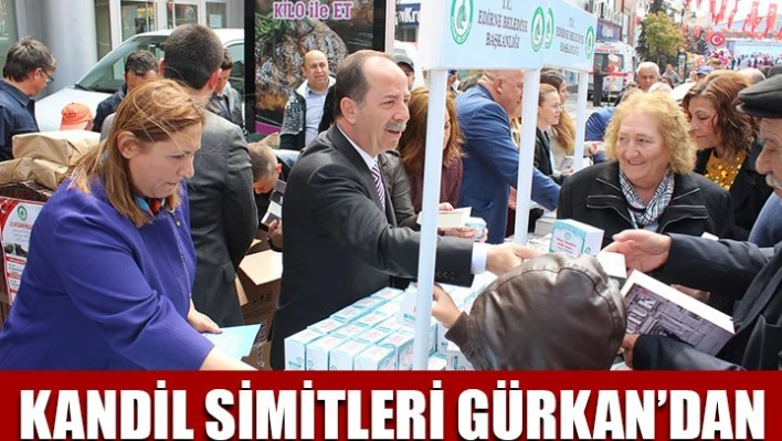Kandil simidi dağıttılar