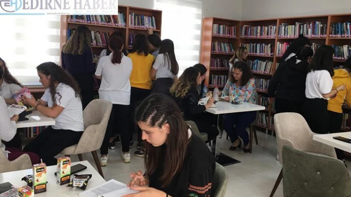 Öğrenciler yoğun ilgi gösteriyor