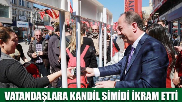 Başkan'dan kandil simidi