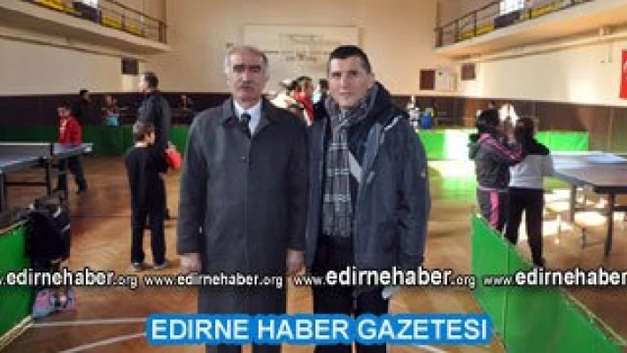 Masa tenisine katılım yine az