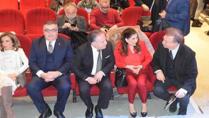 Kesimoğlu'na ödül verildi