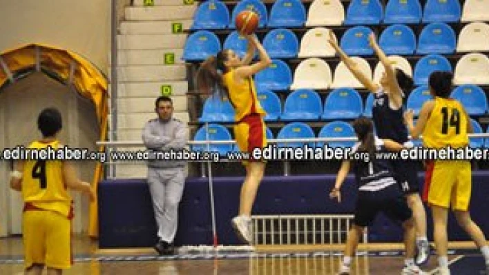 Periler sonunda evinde farklı galip