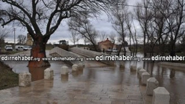 Yataklarına çekildiler