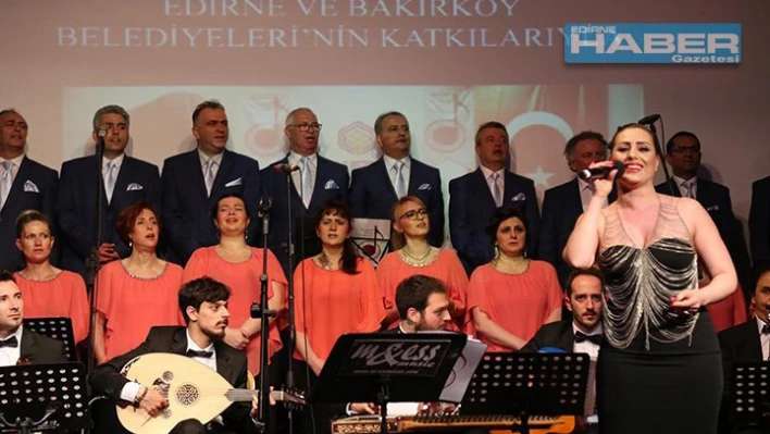 'Evrensel Müzik Topluluğu' konser verdi