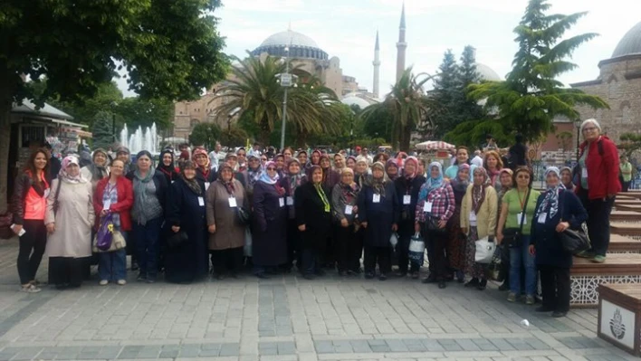 İstanbul'u gezdiler