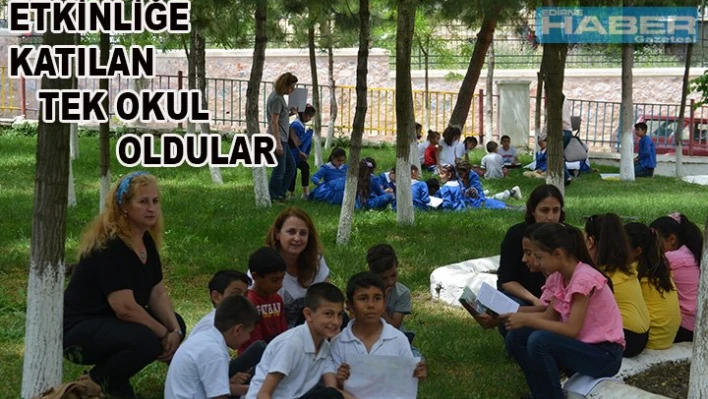Okulları bugün dışardaydı