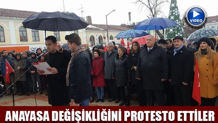Meydanı boş bırakmadılar