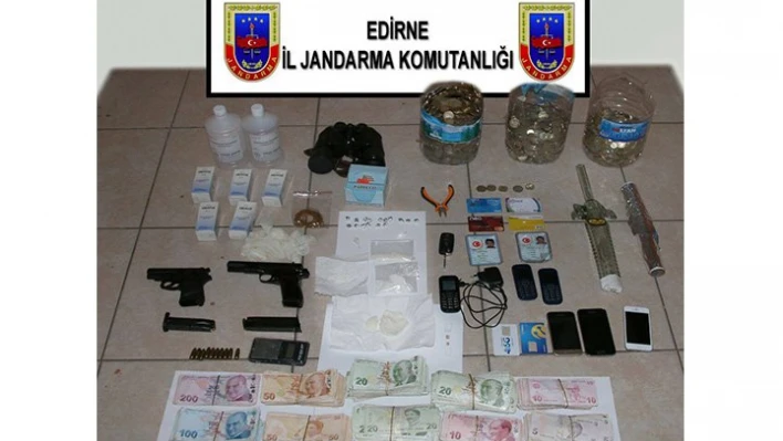 Zehir tacirlerine baskın