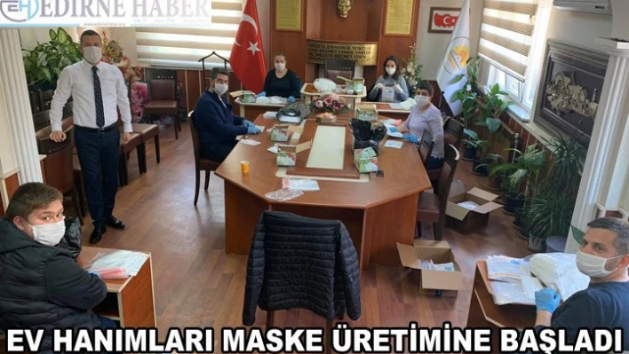 Ev hanımları maske üretimine başladı