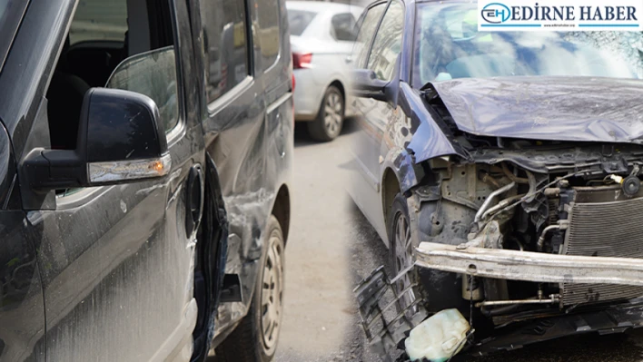 3 otomobilin karıştığı zincirleme trafik kazasında 1 kişi yaralandı