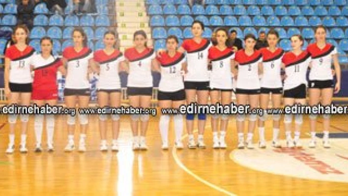 Sultanlar Gölcük yolunda