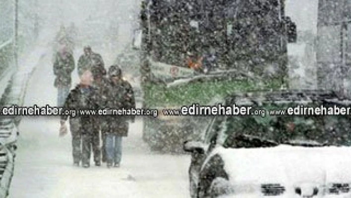 Karlı ve buzlu yolda aracımızı nasıl kullanmalıyız?