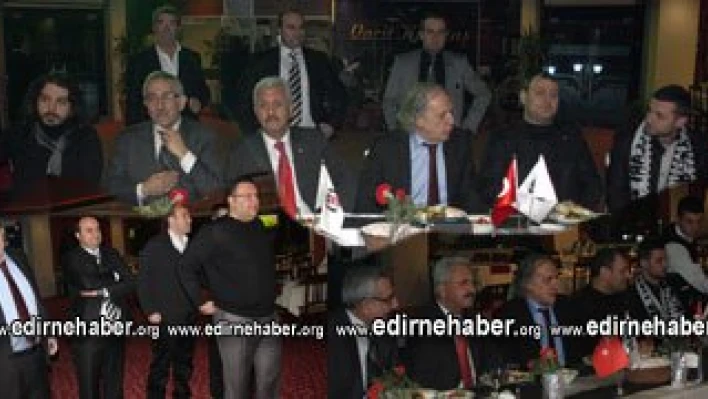 Yemek zehir oldu
