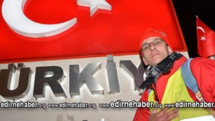 Hacca yürüyerek gidecek