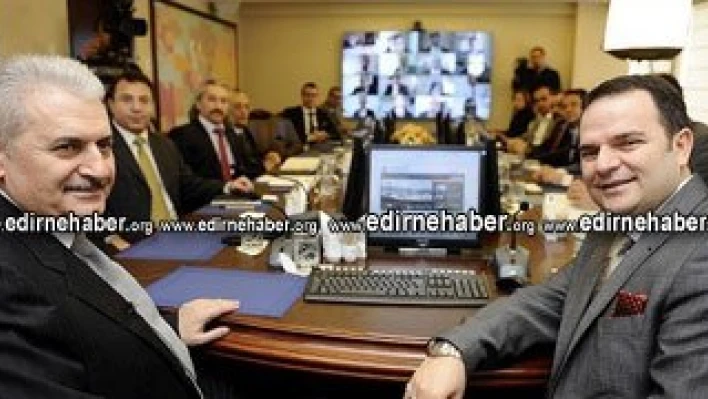 Bakan Yıldırım, AA Editör Masasında