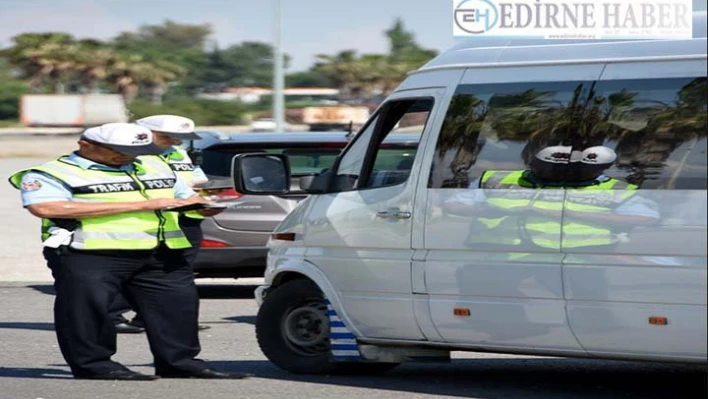Servis araçları denetlendi