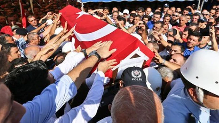 'Cenaze Marşı kalksın'