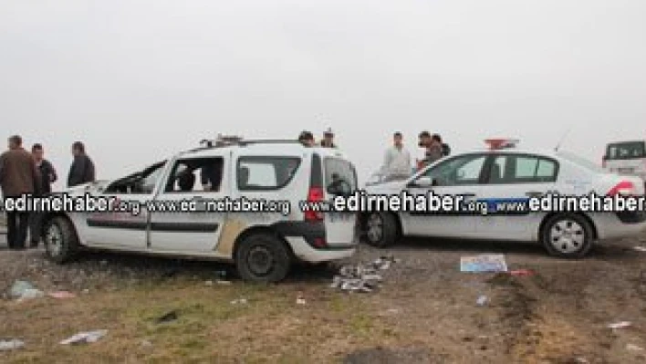 Araçta sıkışıp kaldılar