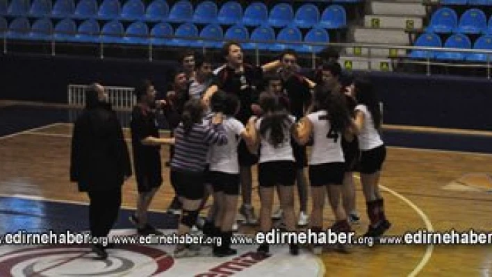 Keşan Anadolu Lisesi Şampiyon