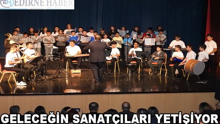 Geleceğin ses ve saz sanatçıları yetişiyor