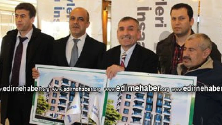 Yatırımlara devam