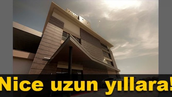 Hilly Hotel 3 Yaşında