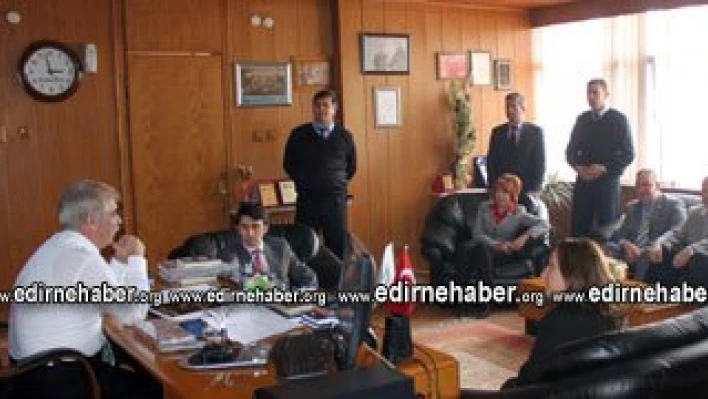 Baykara'dan Özcan'a ziyaret