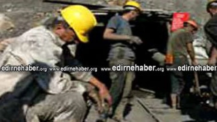 Göçükte 2 yaralı