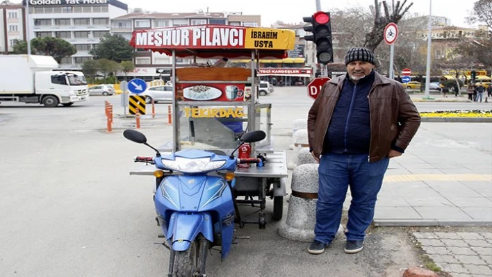 O Sevdiği işi yapıyor