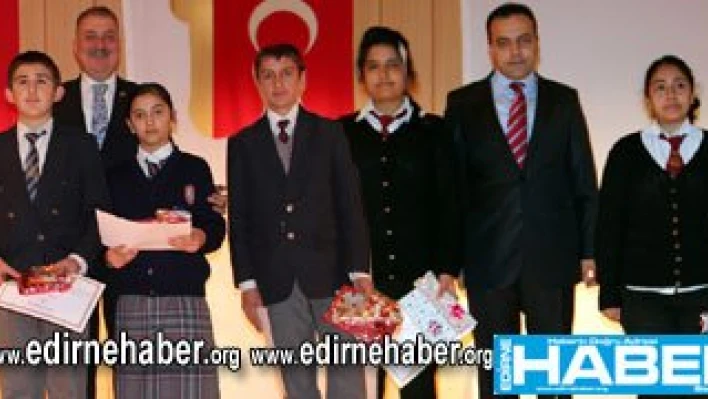 Mehmet Akif Ersoy anıldı