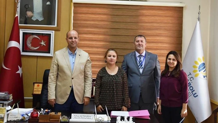 İmzalar atıldı