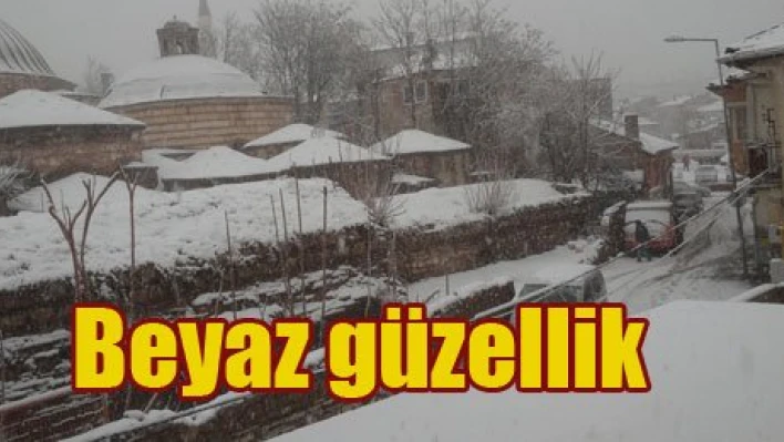 Kar bastırdı