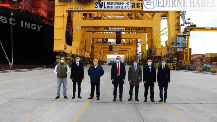 Dağlıoğlu, Asyaport Limanı'nda incelemelerde bulundu
